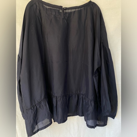 🆕Johnny Was Pete and Greta Silk Blouse - Picture 2 of 11